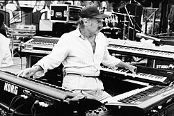 Joe Zawinul (c) www.joezawinul.com